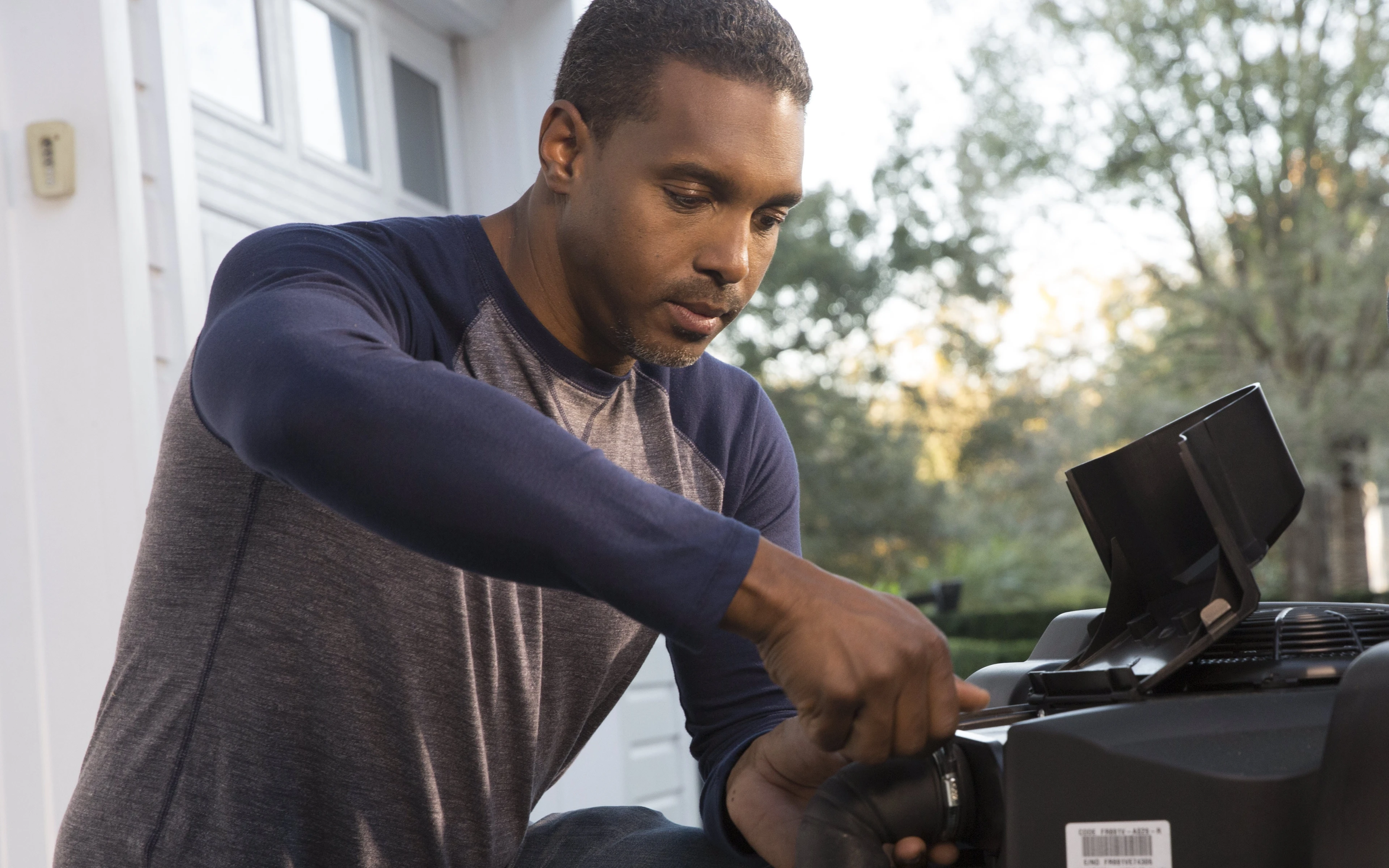 How Do I Know if the Ignition Switch is Bad on My Riding Mower? image